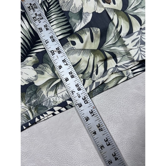 Tommy Bahama Silk Shirt Size Large Floral Hawaiian Camp Button Down Loop Collar - Picture 6 of 8